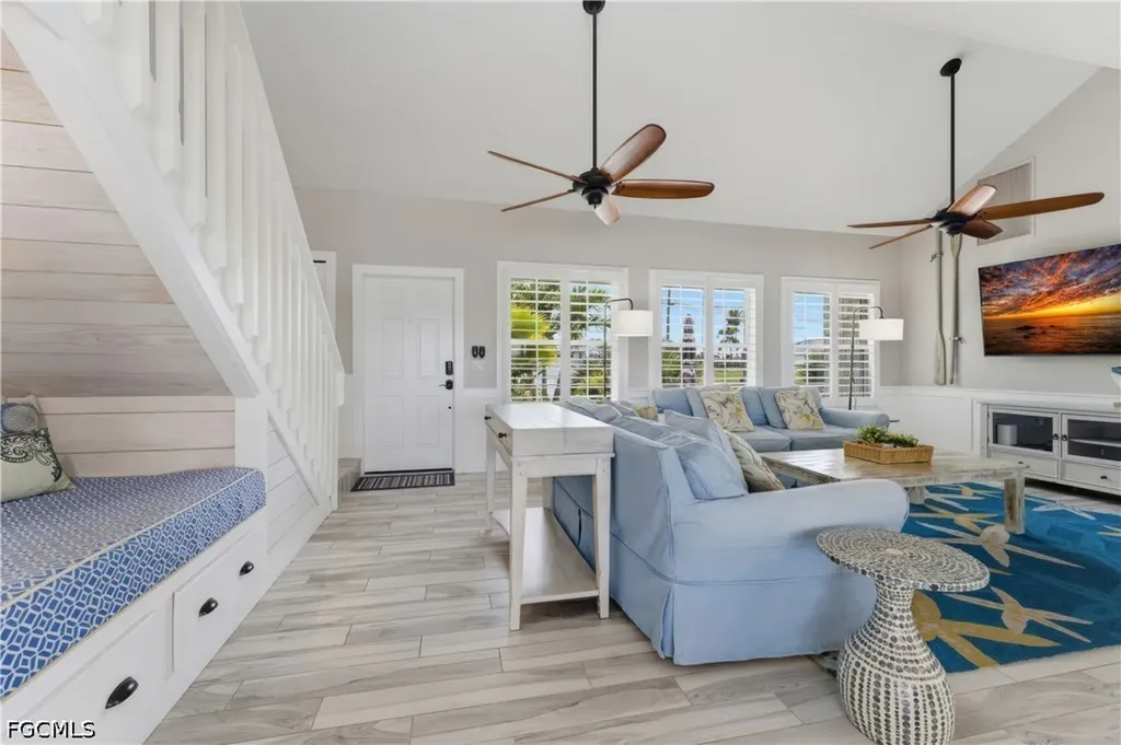 858 SE 1st Terrace Cape Coral FL 33990