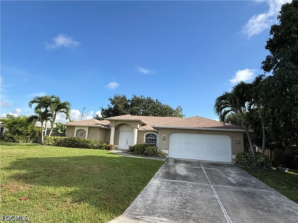 1125 SE 35th Street Cape Coral FL 33904