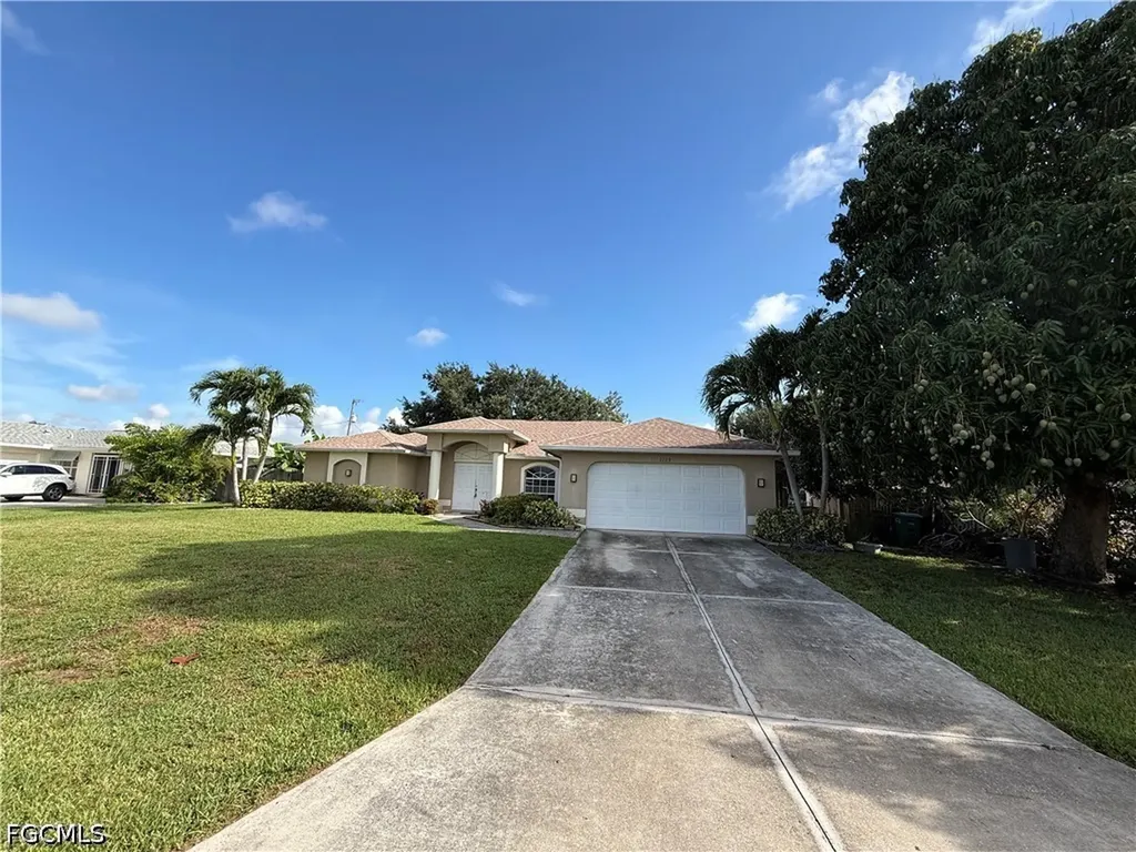 1125 SE 35th Street Cape Coral FL 33904