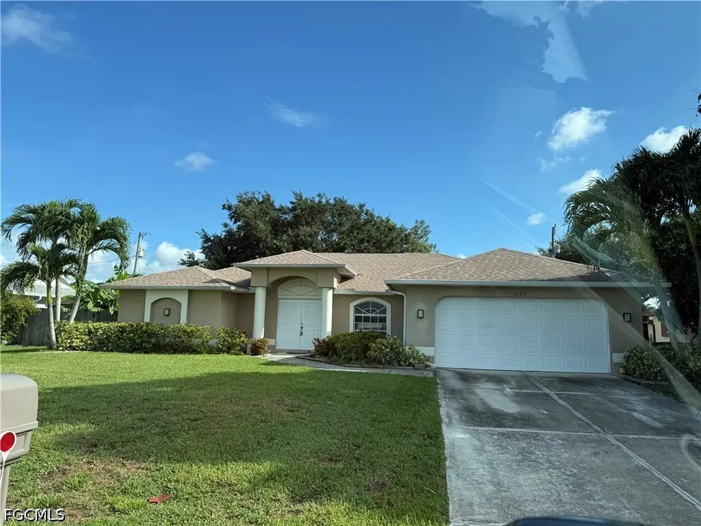 1125 SE 35th Street Cape Coral FL 33904