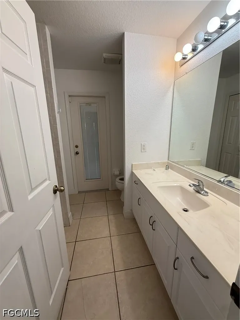 1125 SE 35th Street Cape Coral FL 33904