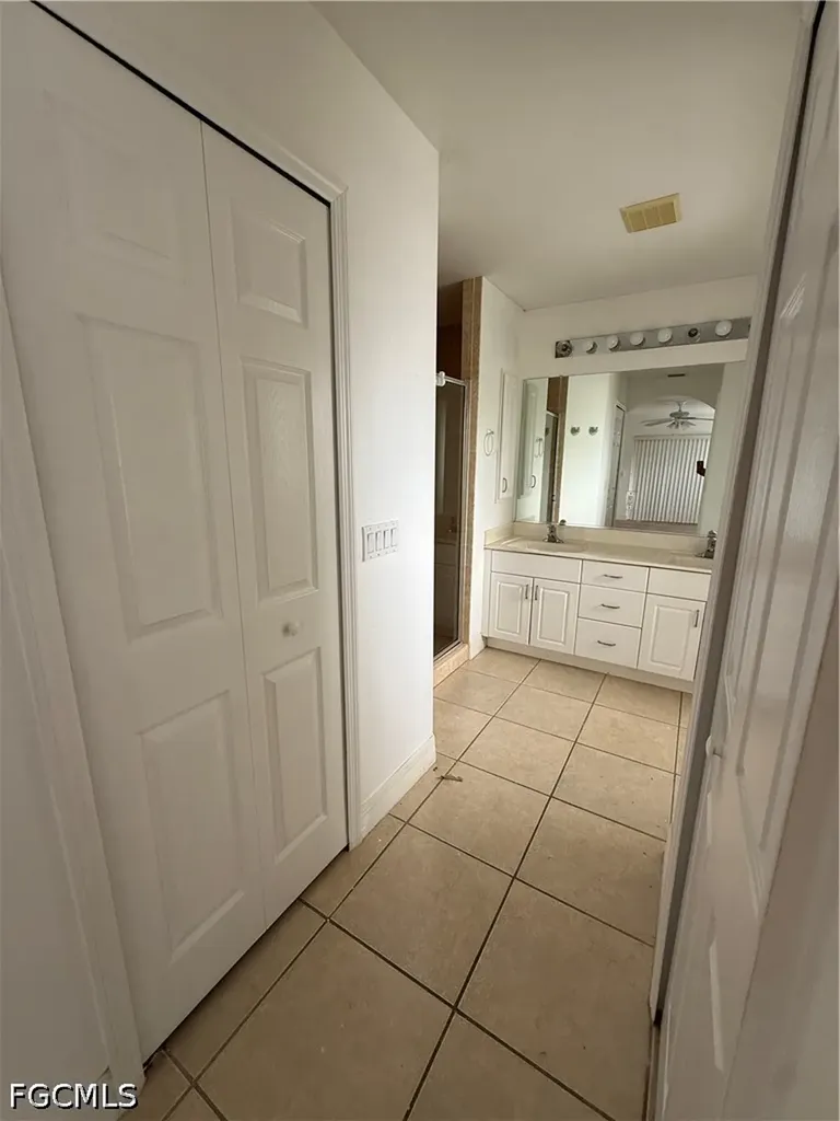 1125 SE 35th Street Cape Coral FL 33904
