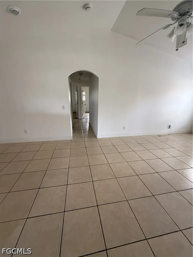 1125 SE 35th Street Cape Coral FL 33904