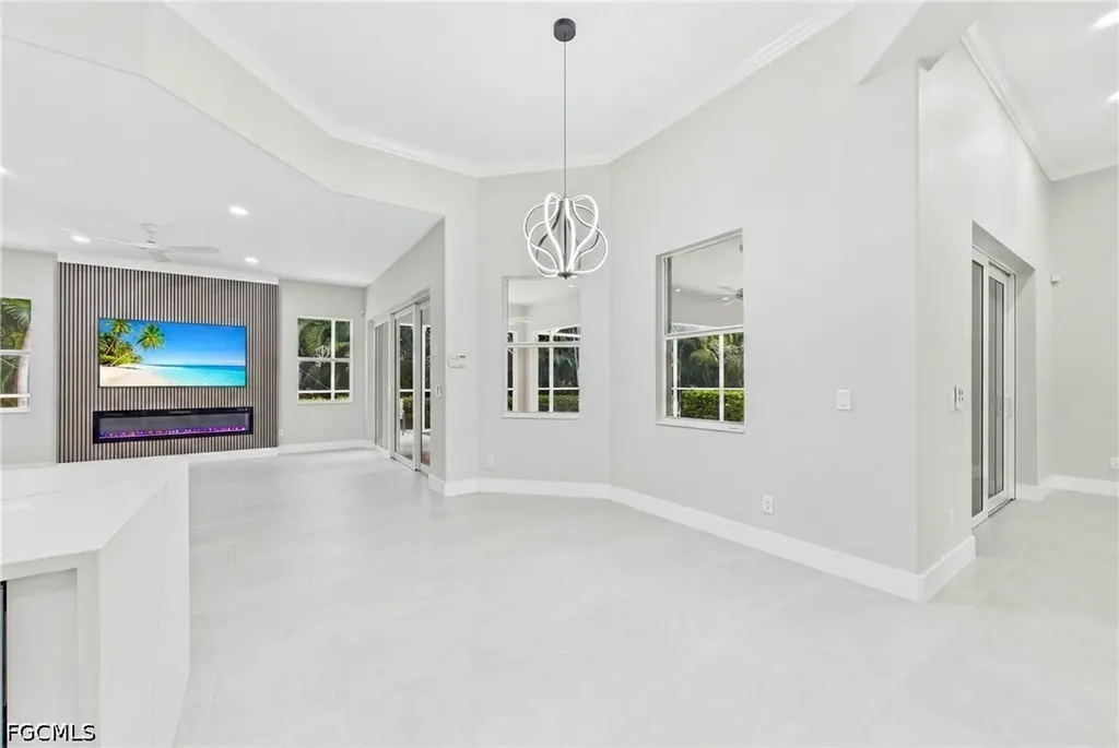 1817 Lagoon Lane Cape Coral FL 33914