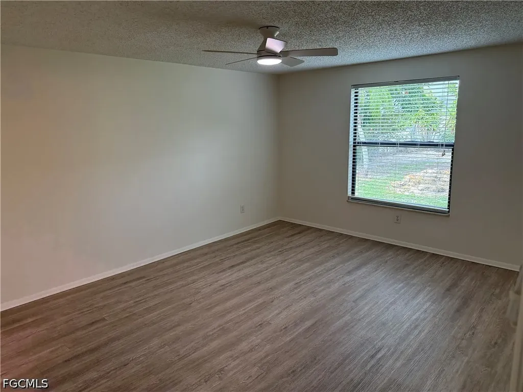142 SE 1st Avenue Cape Coral FL 33990