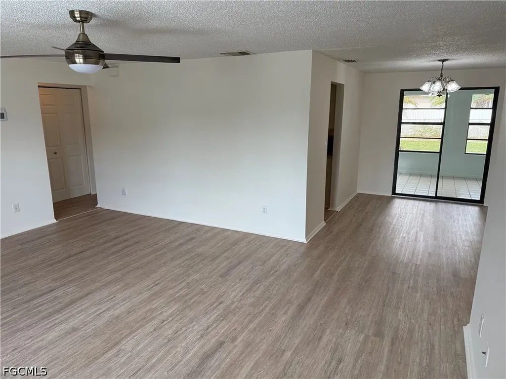 142 SE 1st Avenue Cape Coral FL 33990