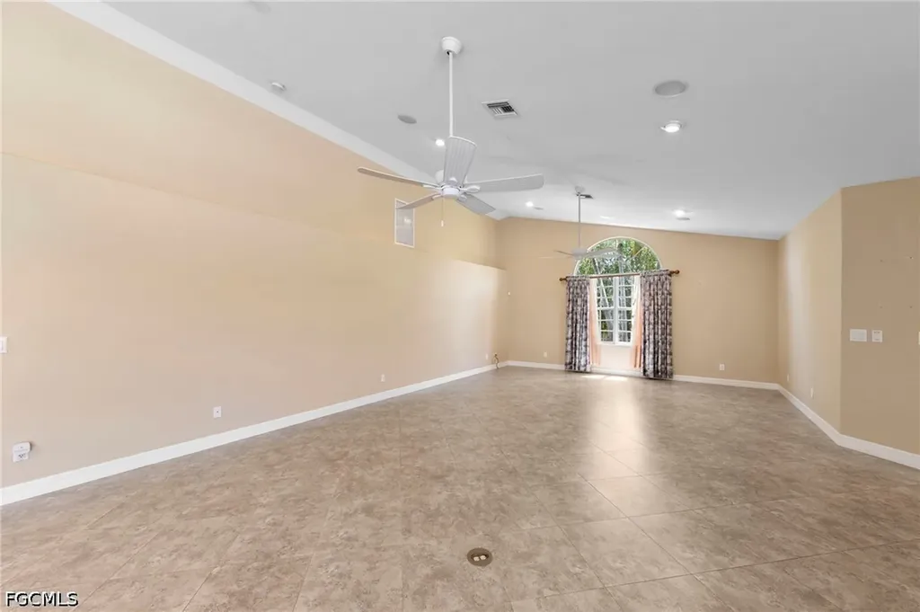508 SW 6th Street Cape Coral FL 33991