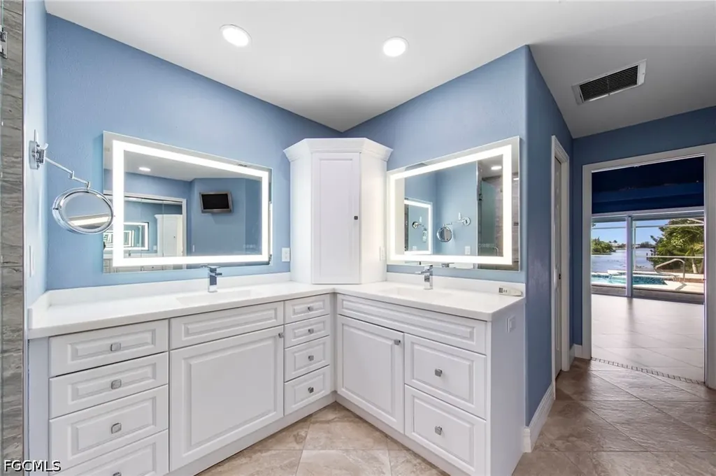 508 SW 6th Street Cape Coral FL 33991