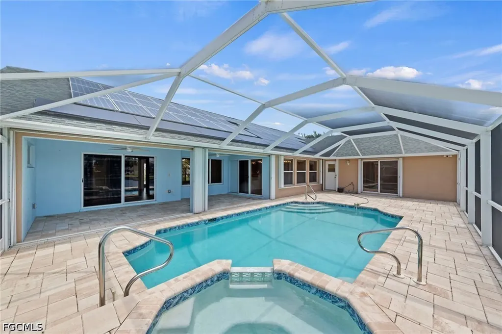 508 SW 6th Street Cape Coral FL 33991