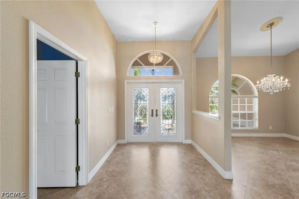 508 SW 6th Street Cape Coral FL 33991