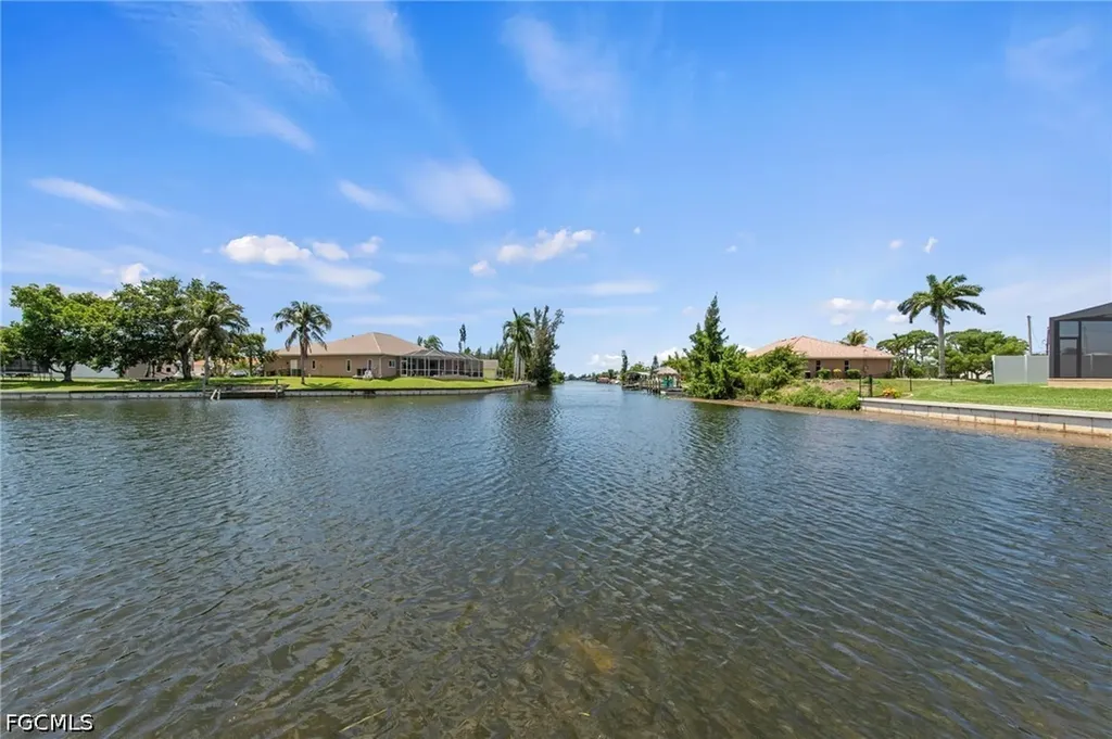 508 SW 6th Street Cape Coral FL 33991