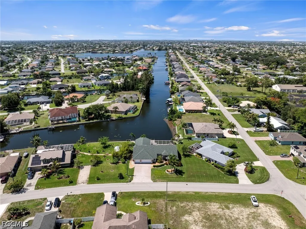 508 SW 6th Street Cape Coral FL 33991