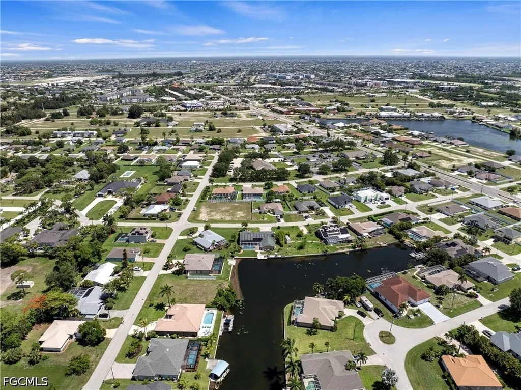 508 SW 6th Street Cape Coral FL 33991