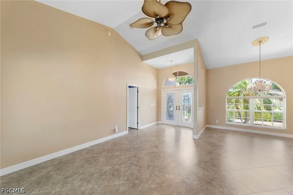 508 SW 6th Street Cape Coral FL 33991
