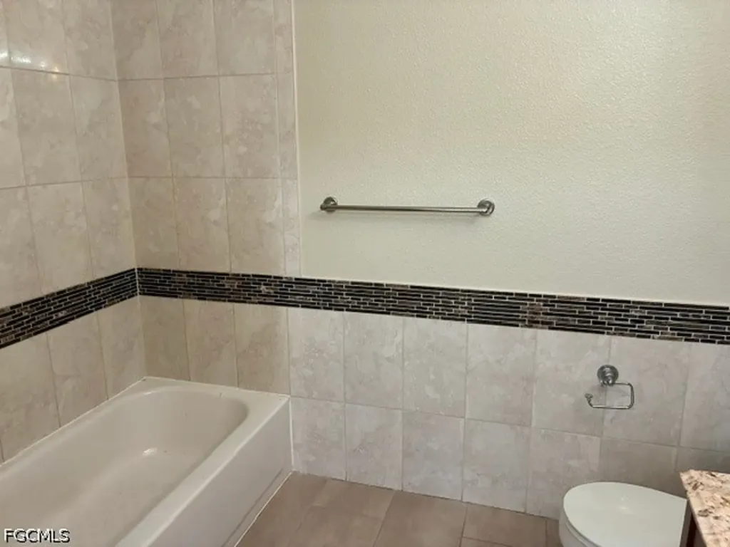 11571 Villa Grand Fort Myers FL 33913