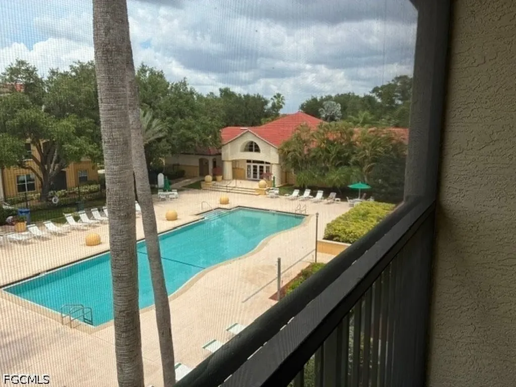 11571 Villa Grand Fort Myers FL 33913