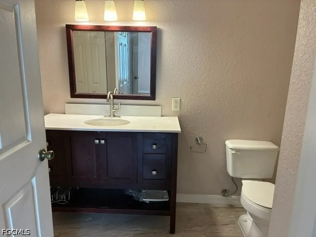 11571 Villa Grand Fort Myers FL 33913