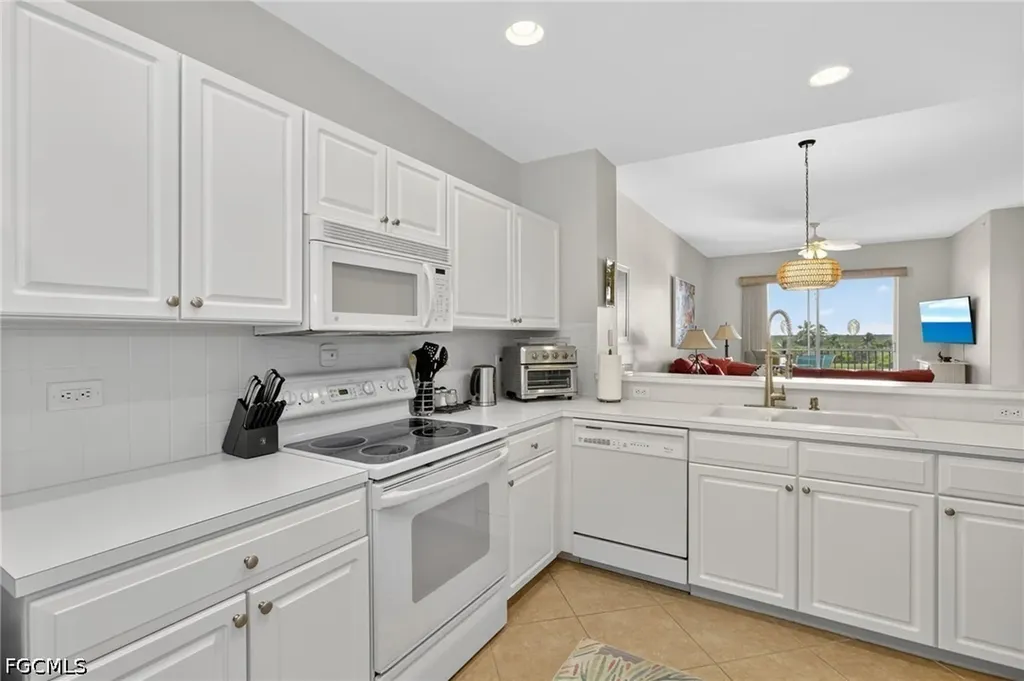 17100 Bridgestone Court Fort Myers FL 33908