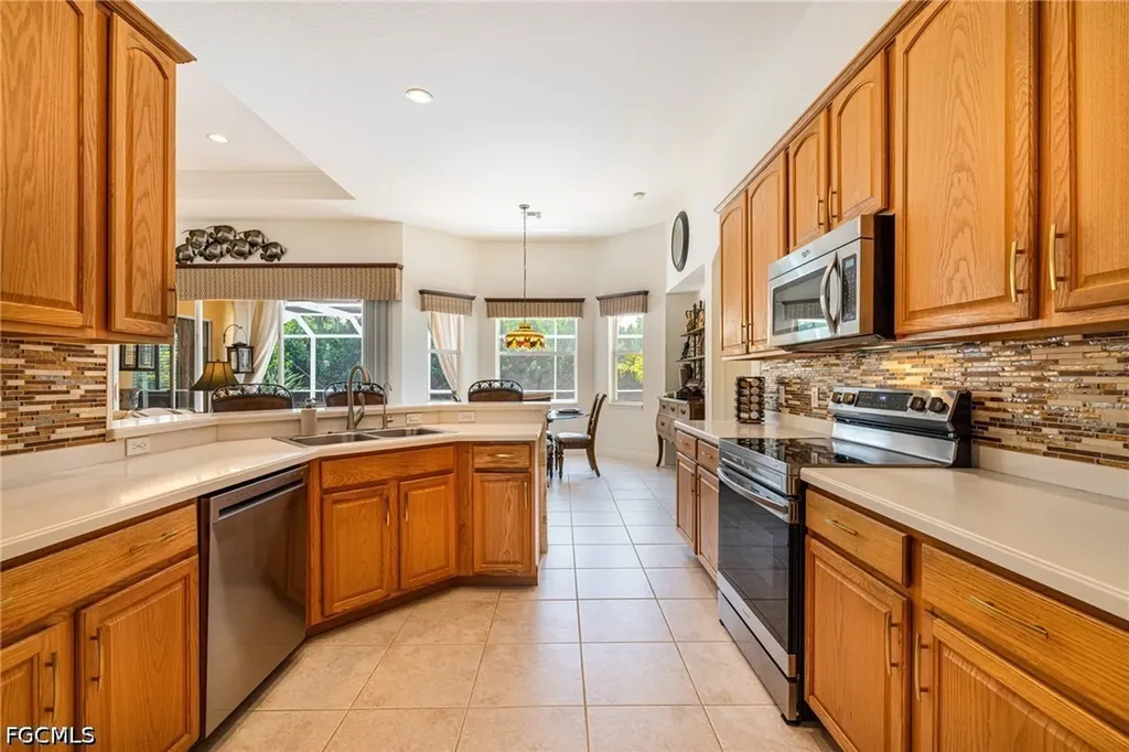 9836 Los Altos Court Fort Myers FL 33919