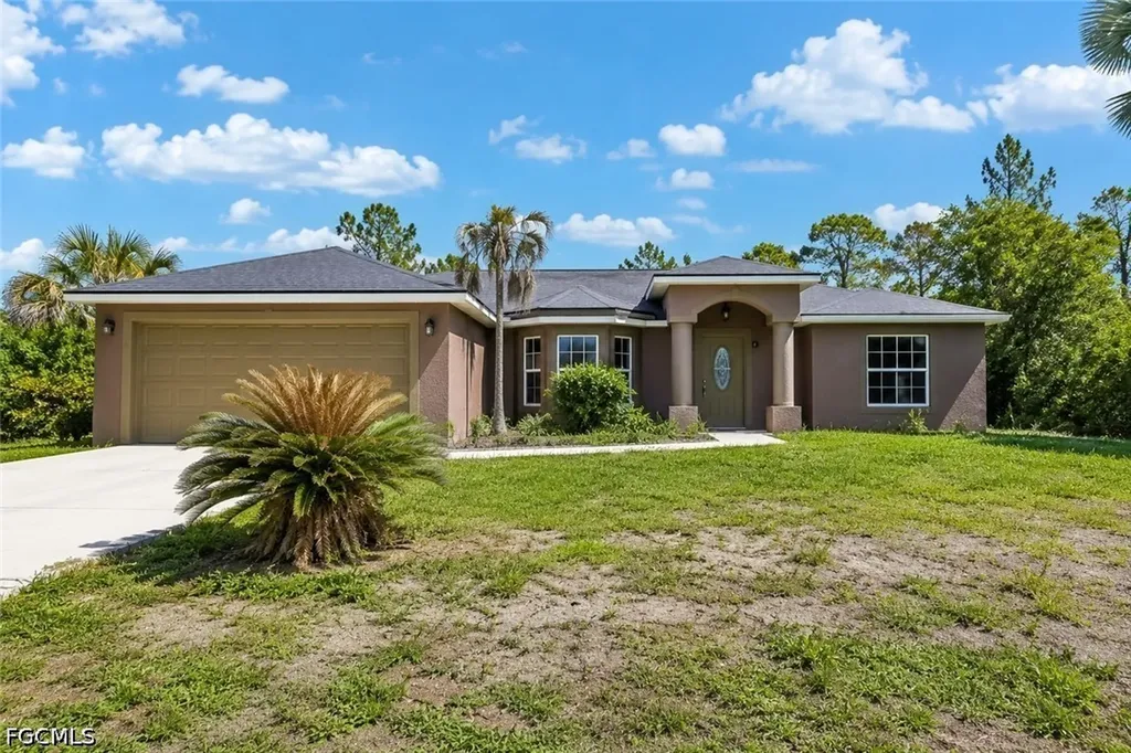 Lehigh Acres FL, 437 Raymer Street