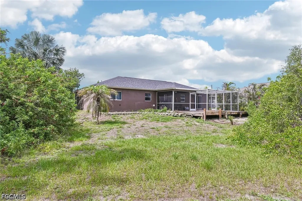 437 Raymer Street Lehigh Acres FL 33974