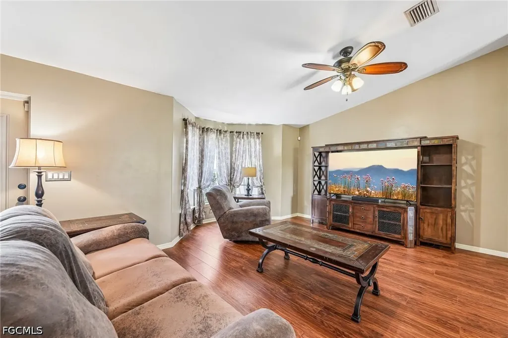 437 Raymer Street Lehigh Acres FL 33974