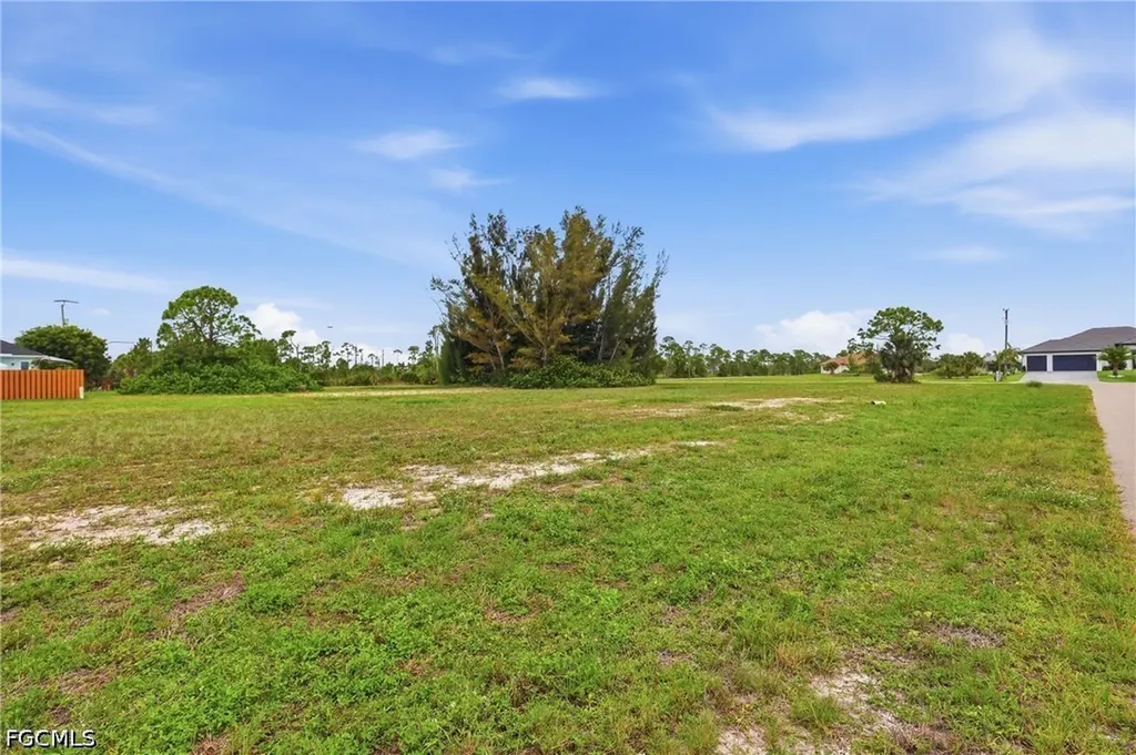 3836 NW 44th Avenue Cape Coral FL 33993