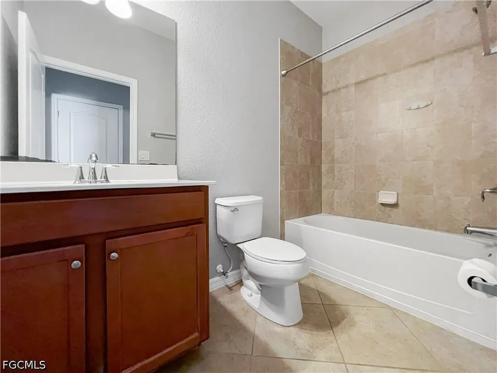9332 Via San Giovani Street Fort Myers FL 33905