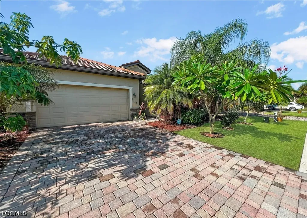 9332 Via San Giovani Street Fort Myers FL 33905