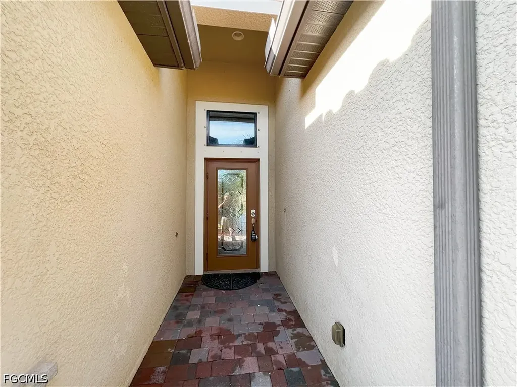9332 Via San Giovani Street Fort Myers FL 33905