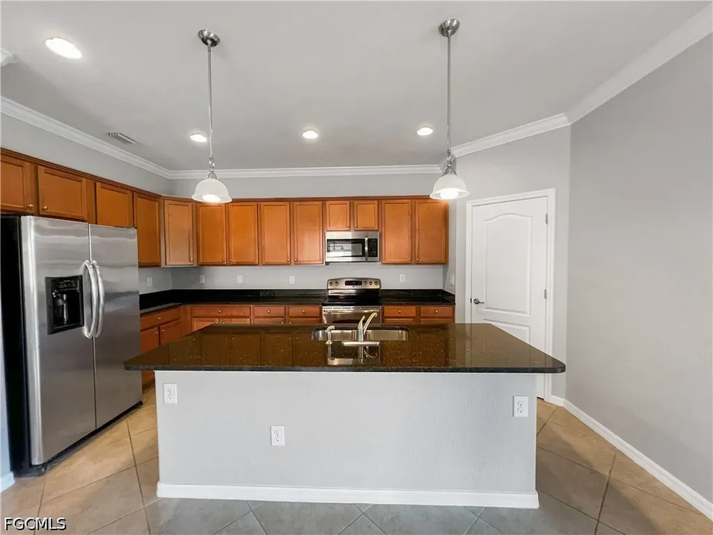 9332 Via San Giovani Street Fort Myers FL 33905
