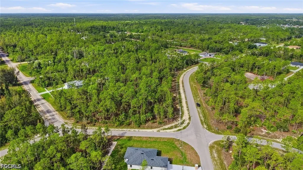 305 Woodburn Drive Lehigh Acres FL 33972