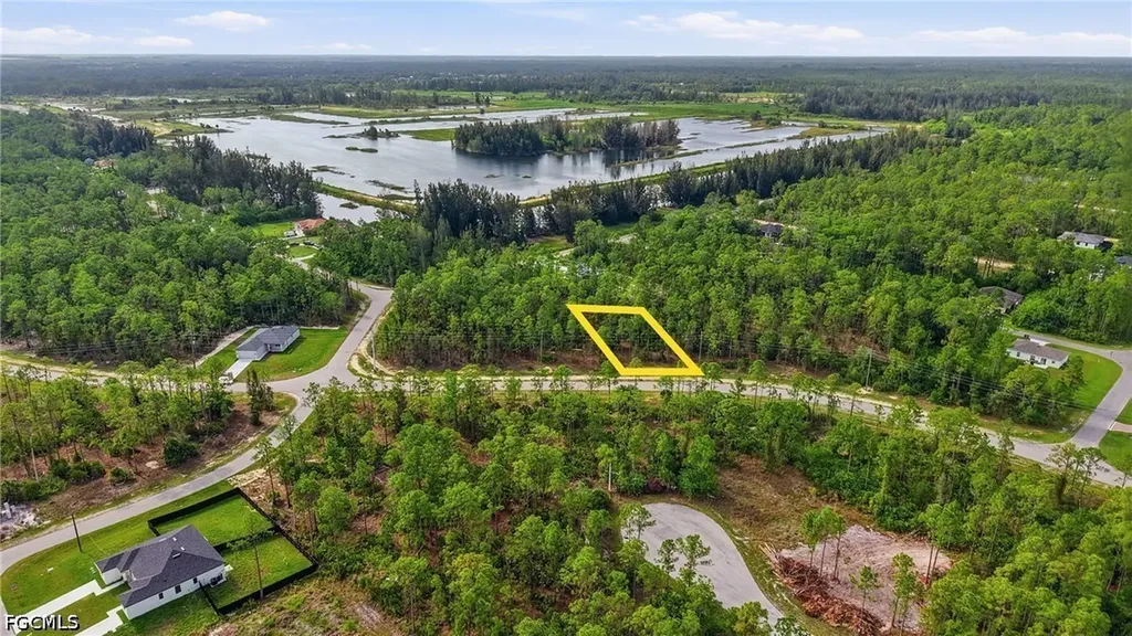 305 Woodburn Drive Lehigh Acres FL 33972