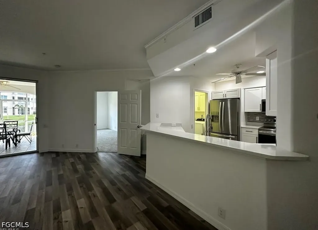 9140 Southmont Cove Fort Myers FL 33908