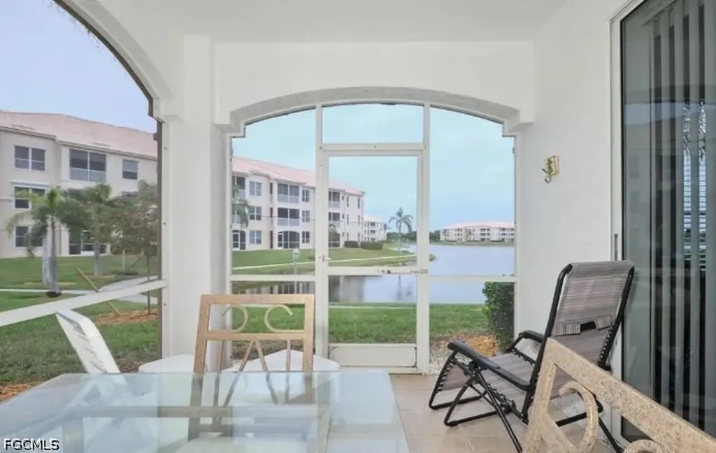 9140 Southmont Cove Fort Myers FL 33908