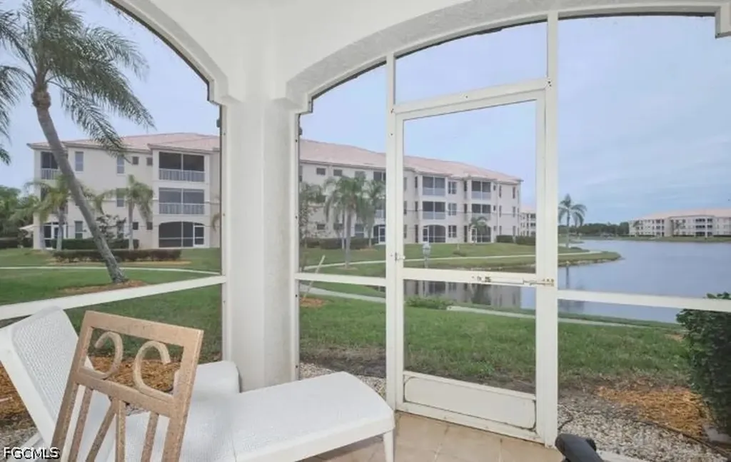 9140 Southmont Cove Fort Myers FL 33908