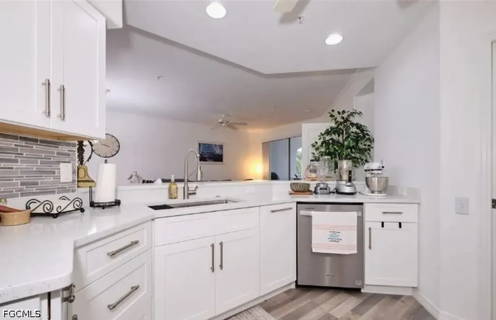 9140 Southmont Cove Fort Myers FL 33908