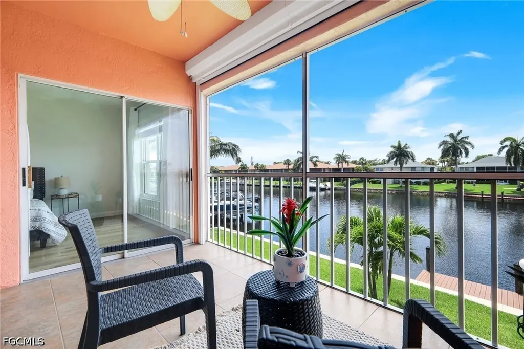 4550 SE 5th Place Cape Coral FL 33904