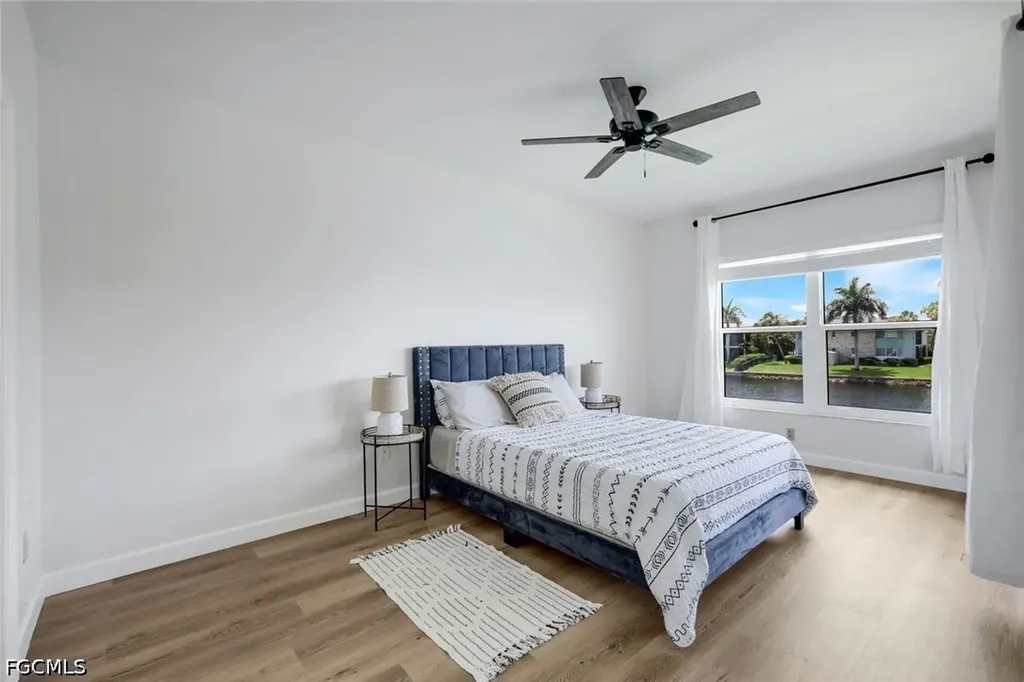 4550 SE 5th Place Cape Coral FL 33904
