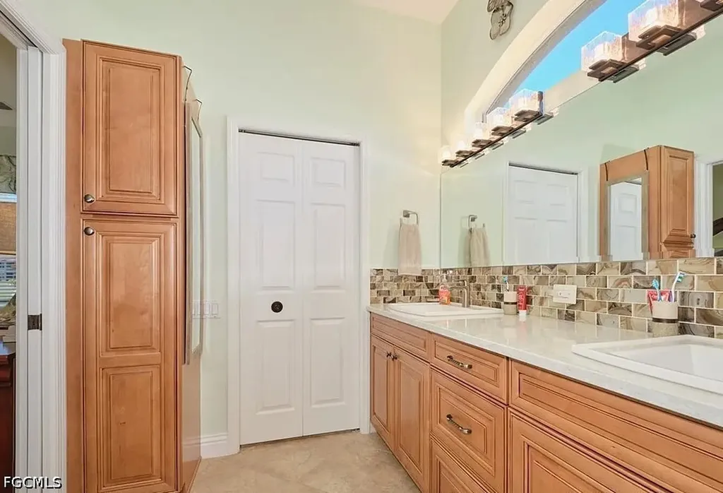 16320 Willowcrest Way Fort Myers FL 33908