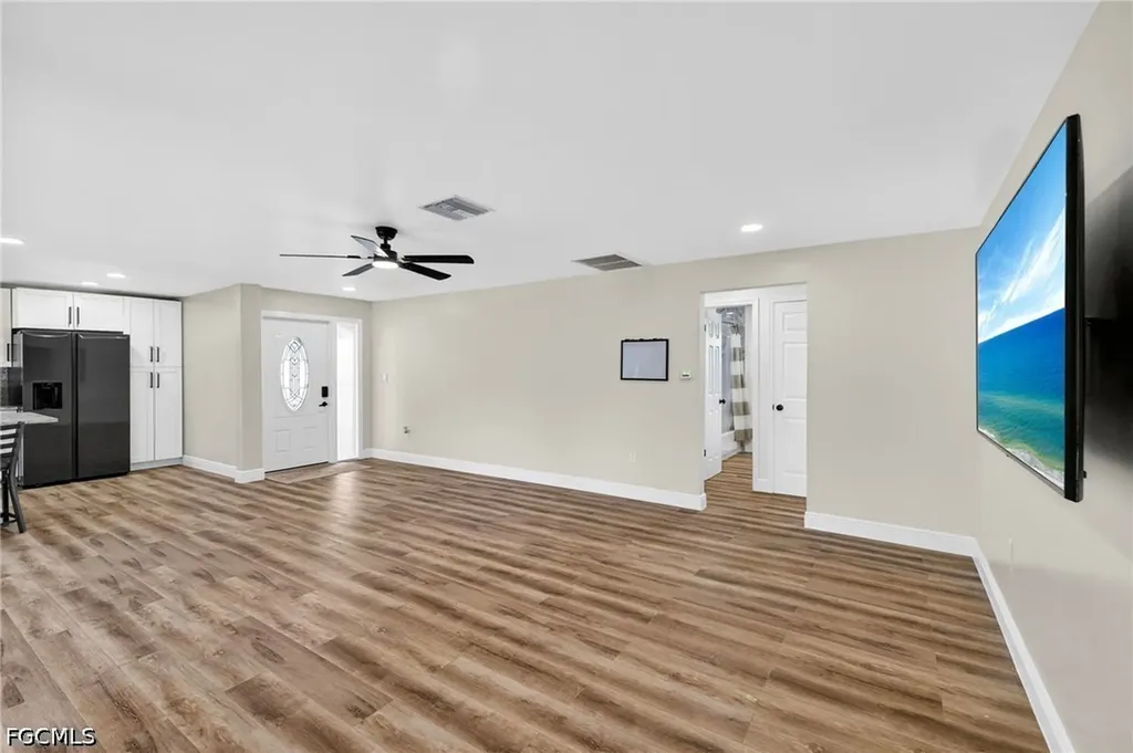 4208 SE 2nd Avenue Cape Coral FL 33904