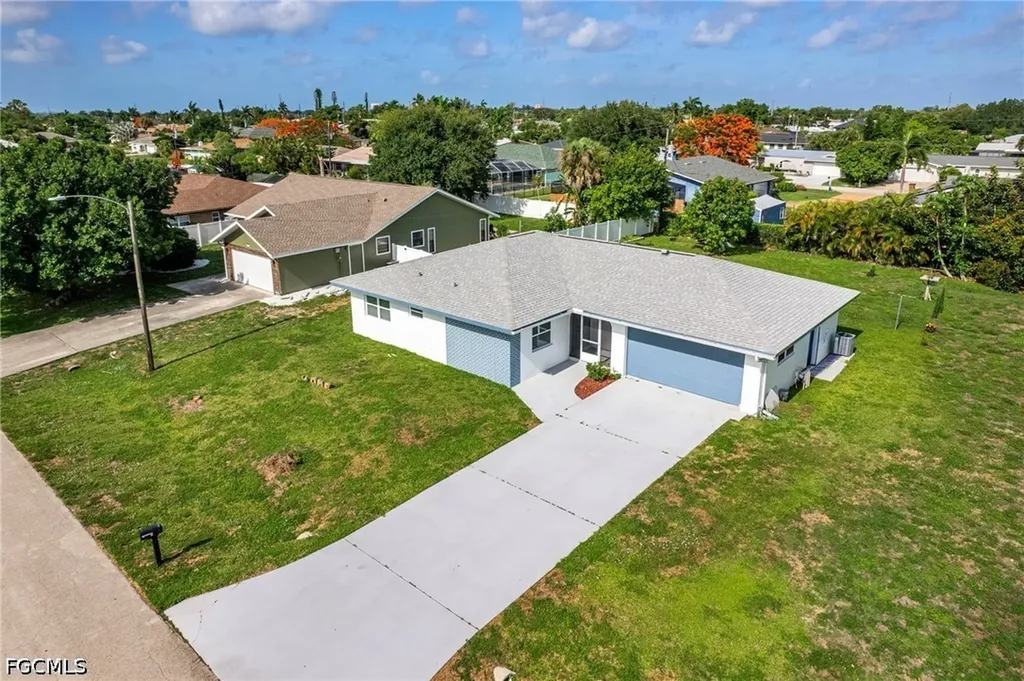 4208 SE 2nd Avenue Cape Coral FL 33904