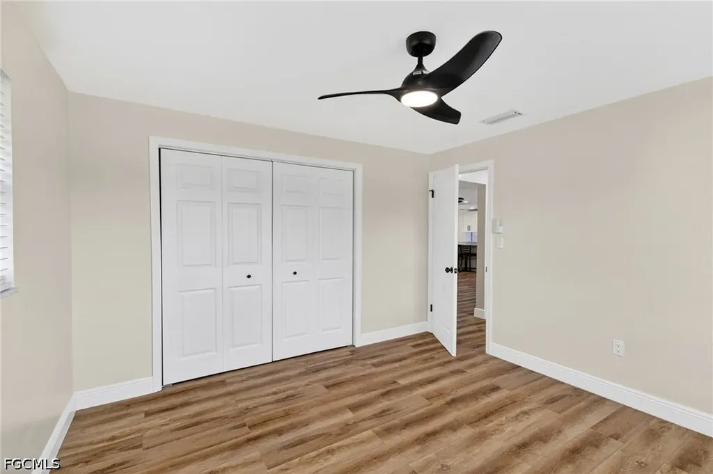 4208 SE 2nd Avenue Cape Coral FL 33904