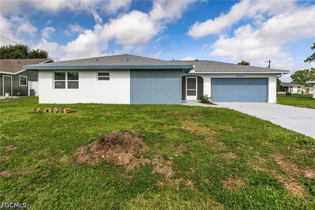 4208 SE 2nd Avenue Cape Coral FL 33904