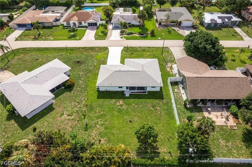 4208 SE 2nd Avenue Cape Coral FL 33904