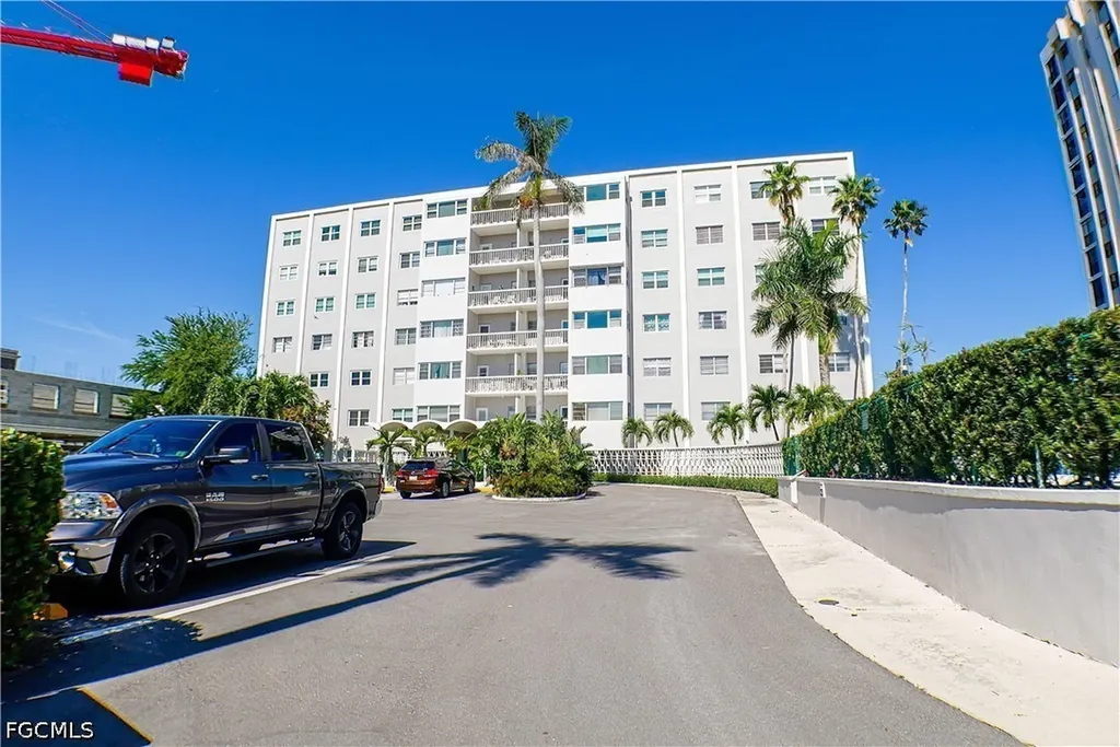 1900 Clifford Street Fort Myers FL 33901