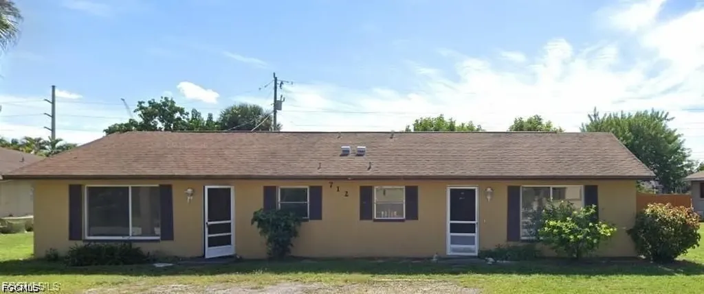 712 SE 47th Street Cape Coral FL 33904