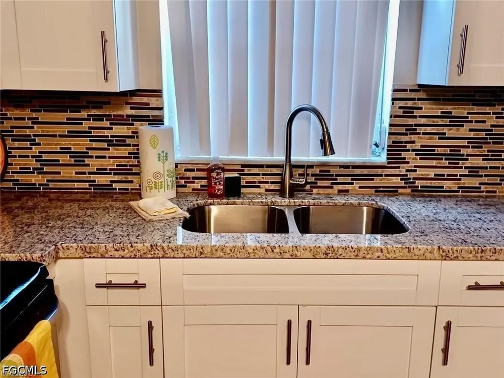 712 SE 47th Street Cape Coral FL 33904