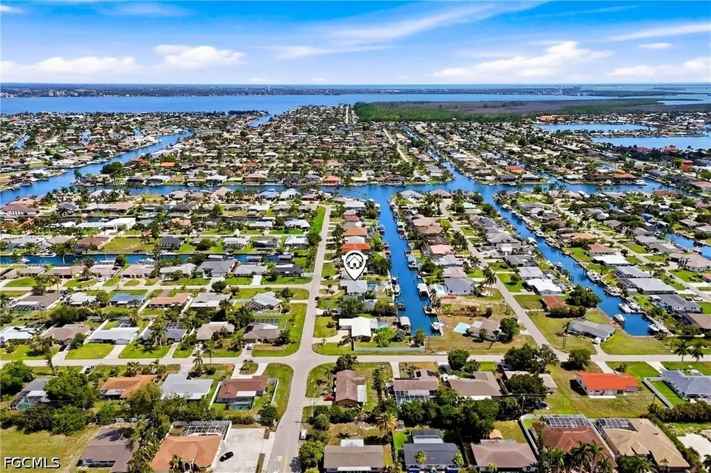 Cape Coral FL, 4822 SW 1st Court
