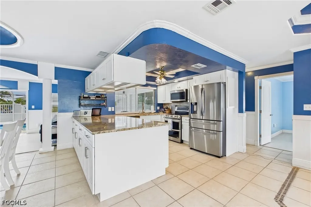 4822 SW 1st Court Cape Coral FL 33914